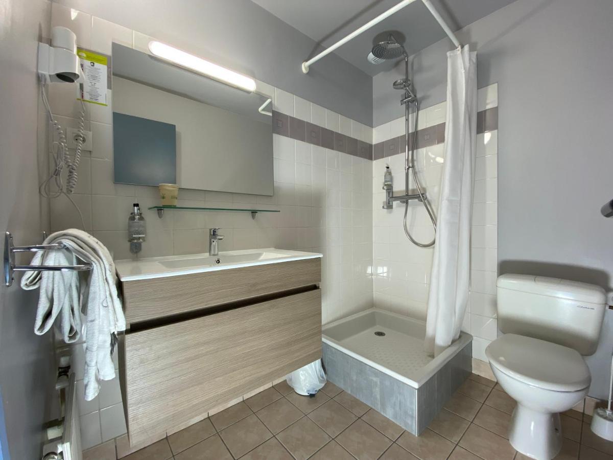 Hotel De La Gare Eygliers Bagian luar foto